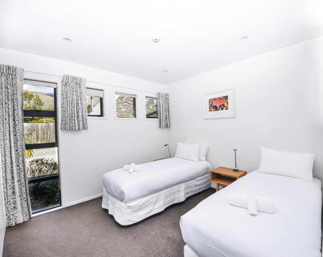 Tenby Apartments Wanaka Exterior foto